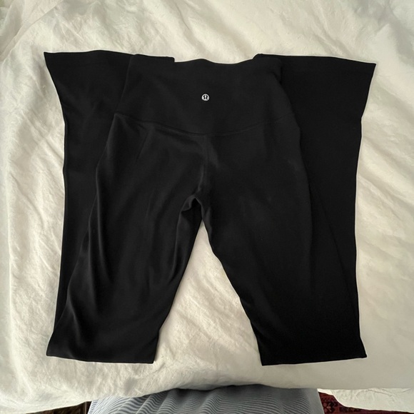 lululemon Align™ High-Rise Mini-Flare Pant - Picture 4 of 5